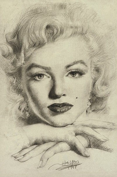 Marilyn pencil  Small Sign